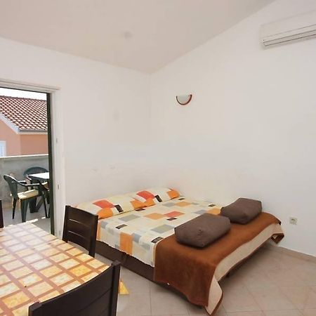 Apartments Pasman Banj Ruang foto